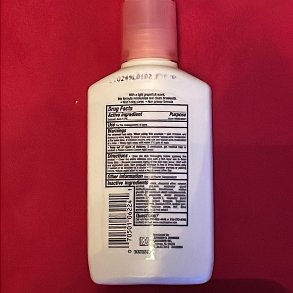Neutrogena Oil Free Acne Moisturizer Pink Grapefruit NEW!​​ - Picture 2 of 2